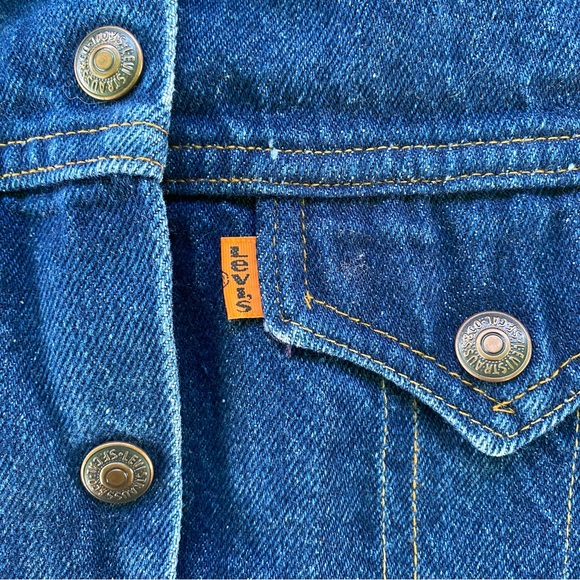 Vintage 80s dark blue denim Levis vest, pockets, snap front, biker hottie, Small - Picture 3 of 15